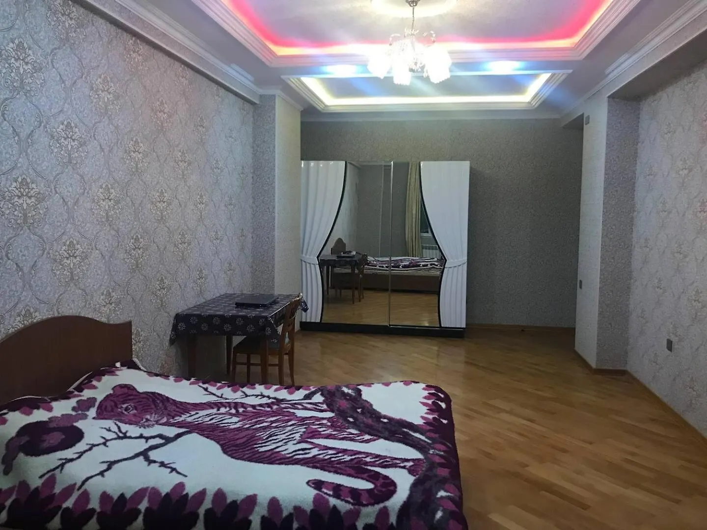 Entire Apartment In The City Center! Baku Azerbaijan